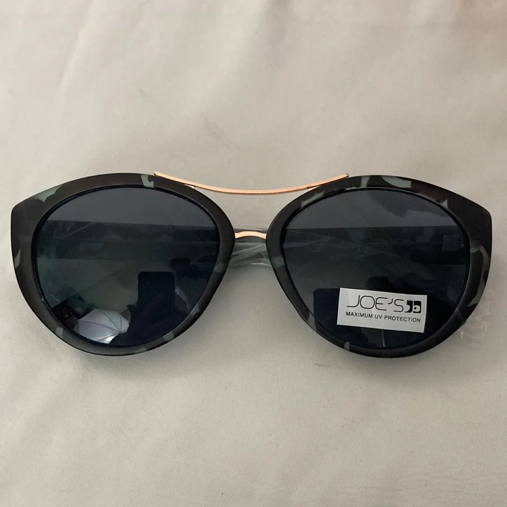 Joe’s Jeans Sunglasses Women Matte Tortoise W/Maximum UV Protection New